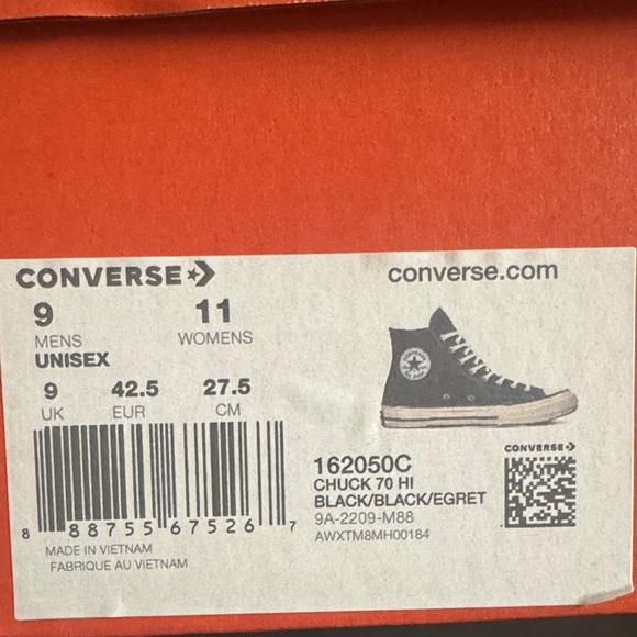 Converse Black and White High-Tops - Picture 4 of 4